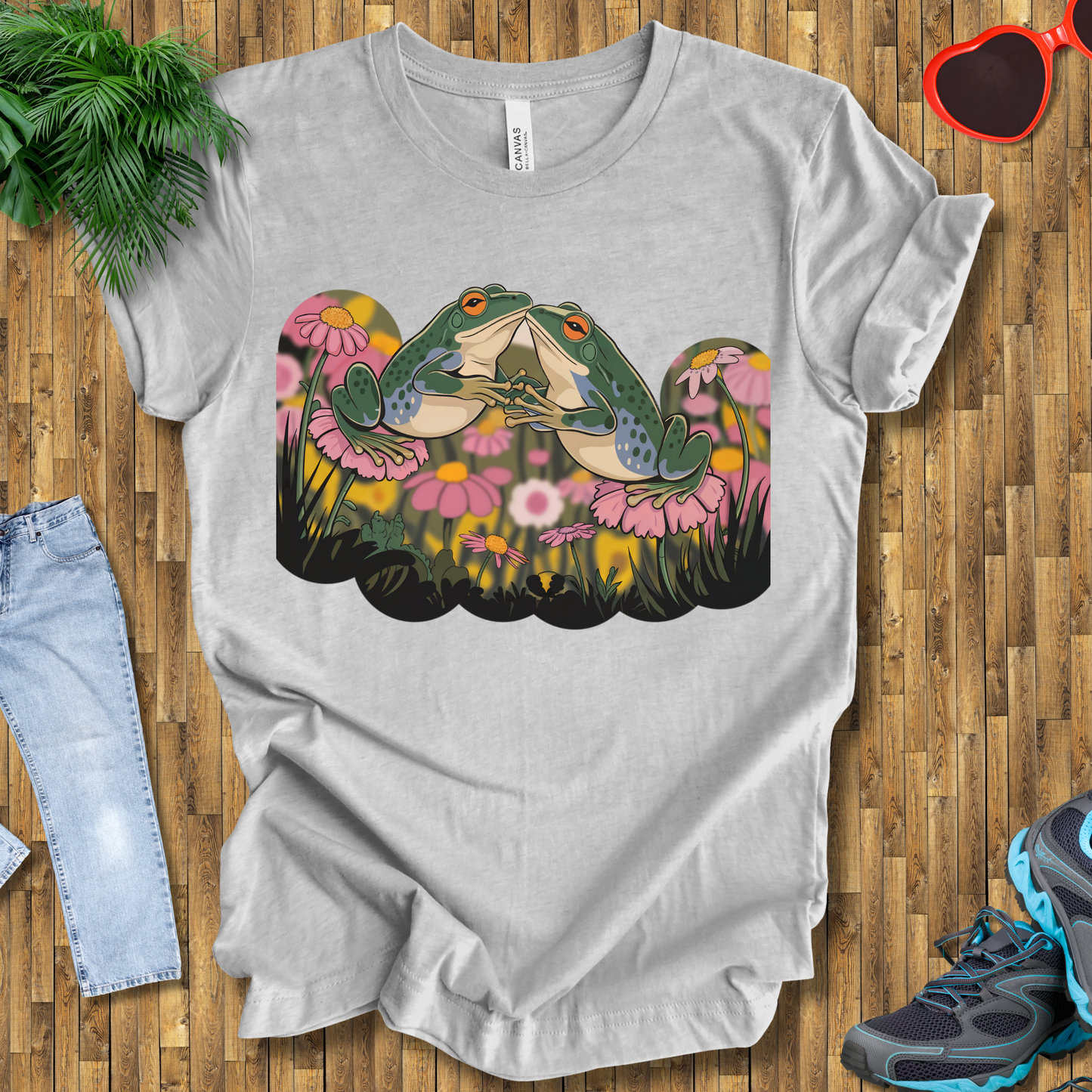 Frog fights T-Shirt