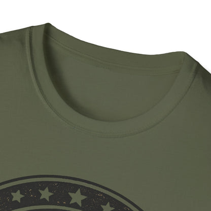 Minimalistic Gold Retriever T-Shirt