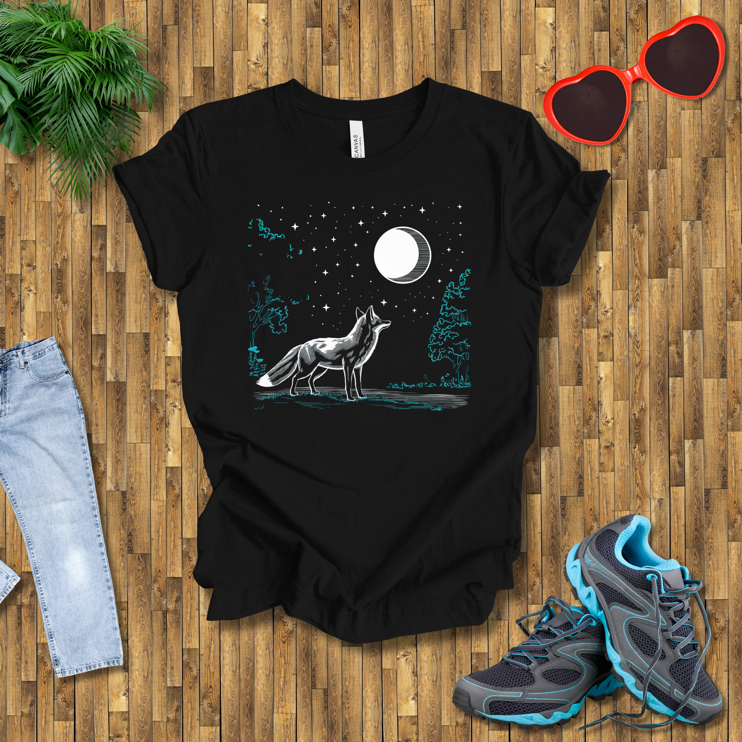 Fox looking at the moon T-Shirt