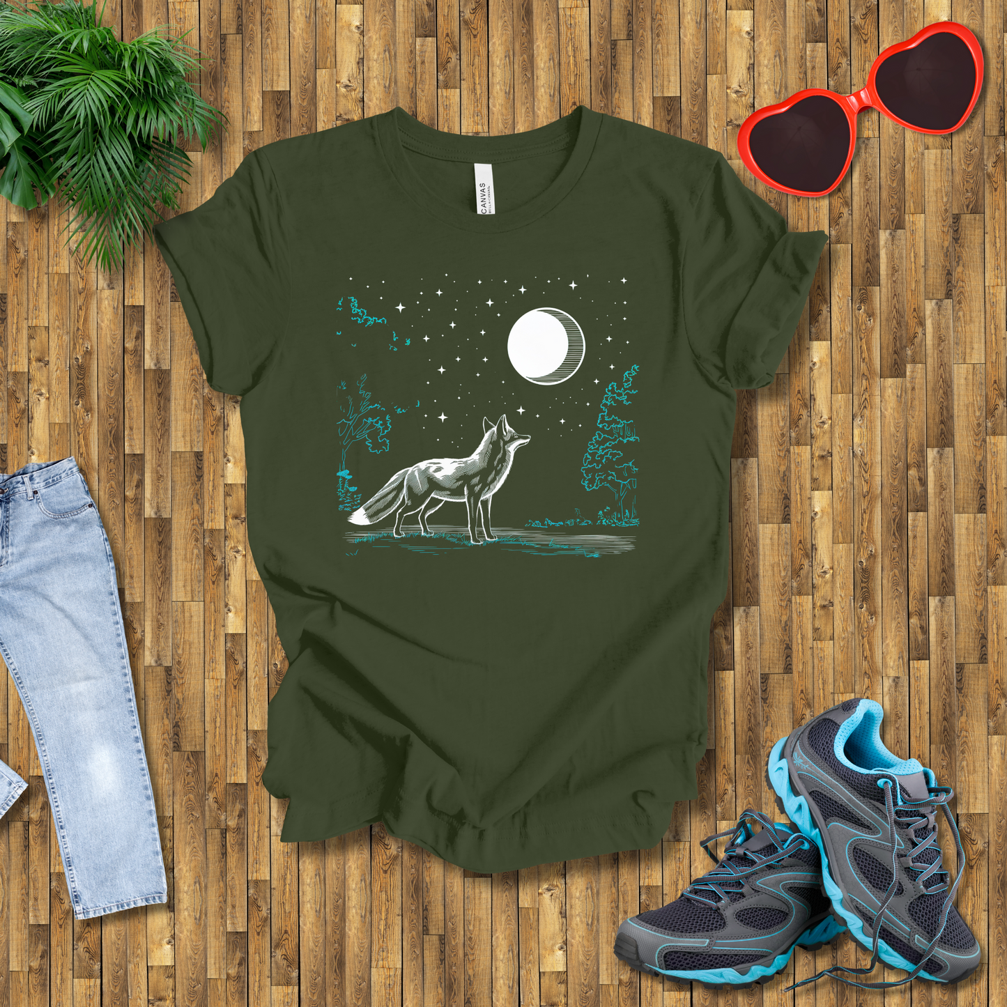 Fox looking at the moon T-Shirt